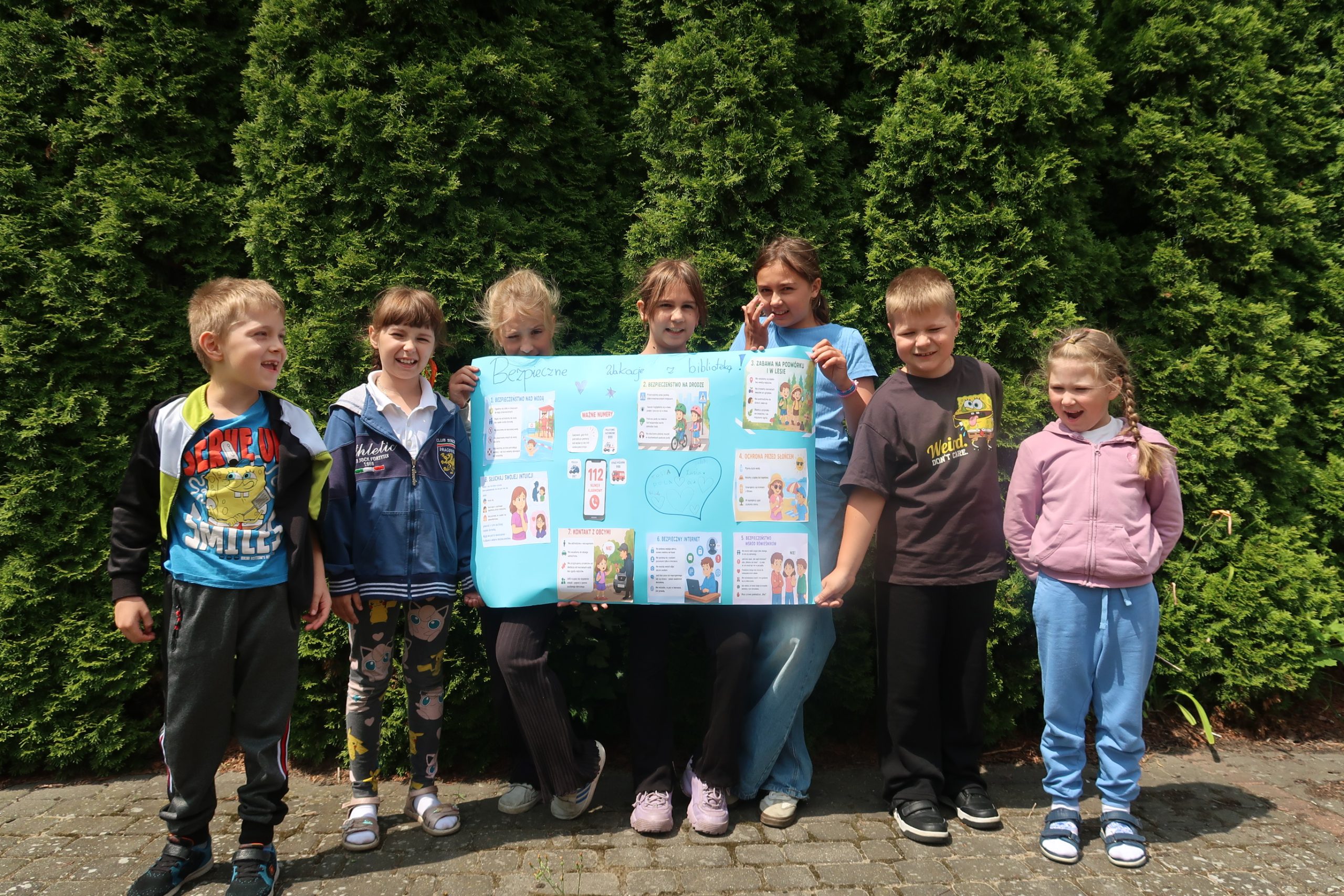 Wakacyjny piknik w bibliotece w Ostrówku- relacja